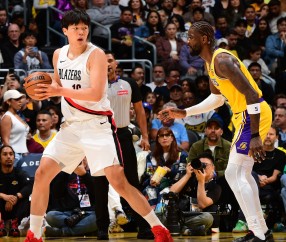 美记：球迷们急切希望杨瀚森获得更多出场机会 但他还需打磨技术