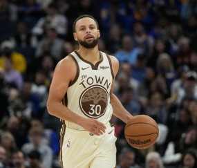 汤普森拯救过库里！杜兰特、格林、科尔、帕楚里亚都拯救过库里！