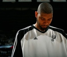 开云网址-NBA的收视率下降！肖：以前很多人读完大学才参选 有粉丝基础